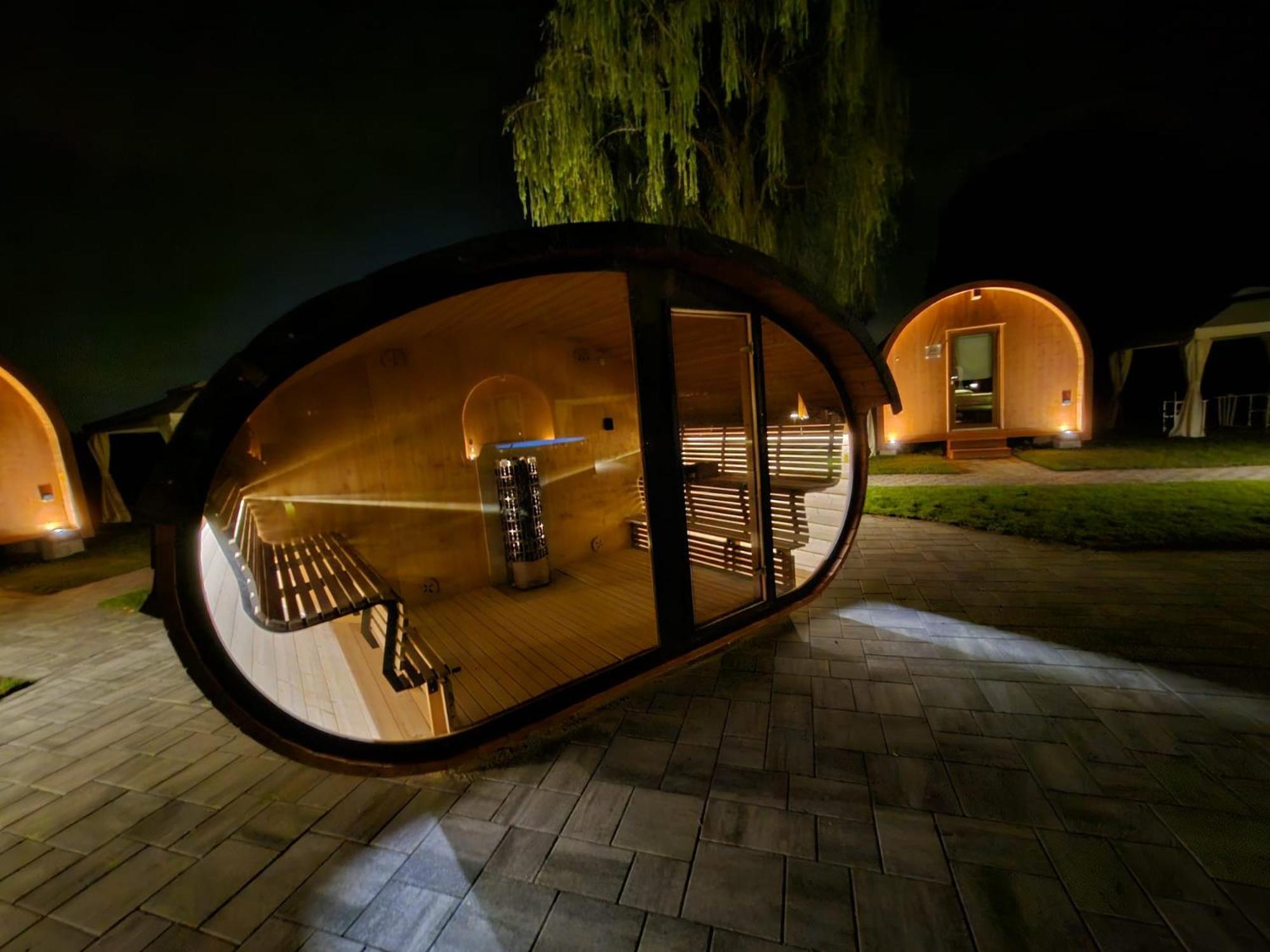 Vicolungo Glamour Lodge & Spa - Free Spa Hot Tub E Sauna 外观 照片